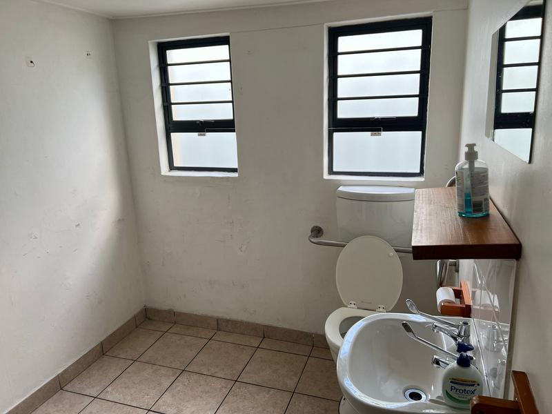 To Let commercial Property for Rent in Walmer Eastern Cape
